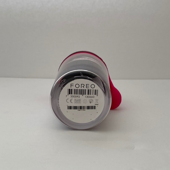 FOREO New Limited Edition Water Bottle - Picture 7 of 10